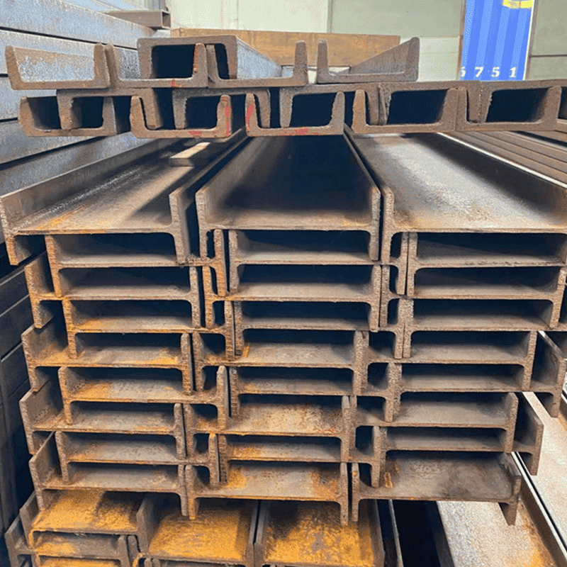 Двутавровая балка из углеродистой стали